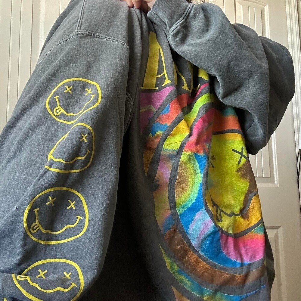 Urban Outfitters Nirvana Oversized Graphic Sweatshirt Size L/XL - Picture 4 of 6